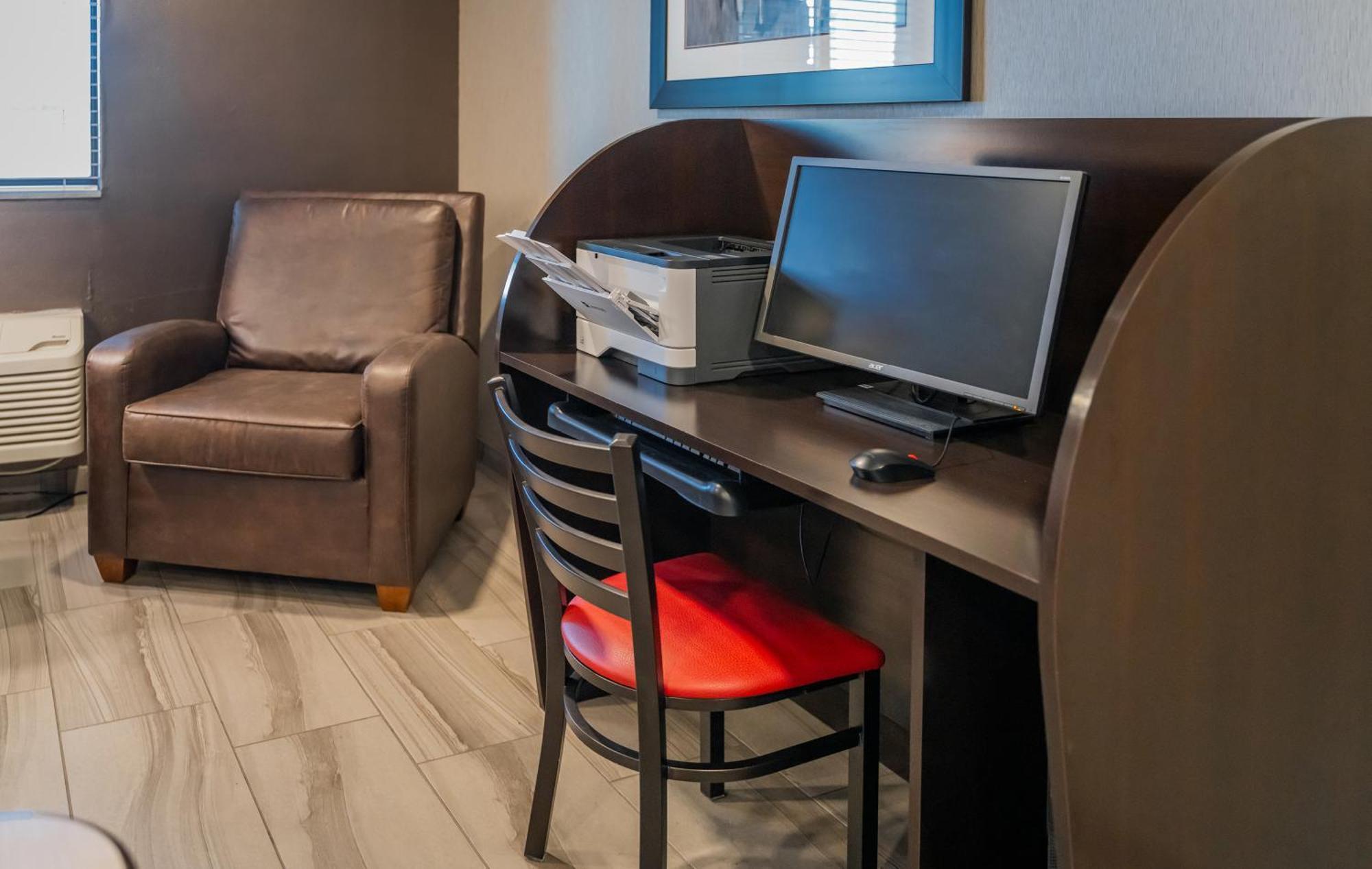 My Place Hotel-Dahlgren/King George, Va Экстерьер фото